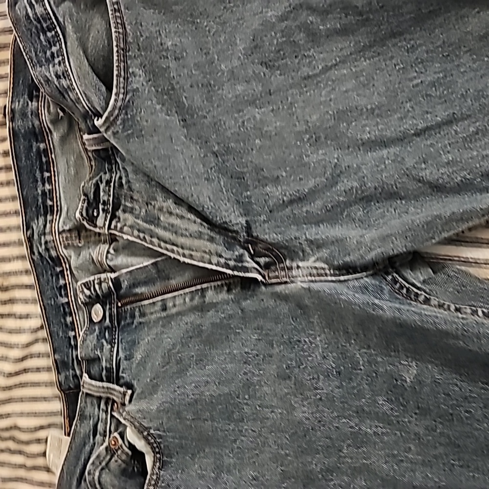 Levi's 505 jeans